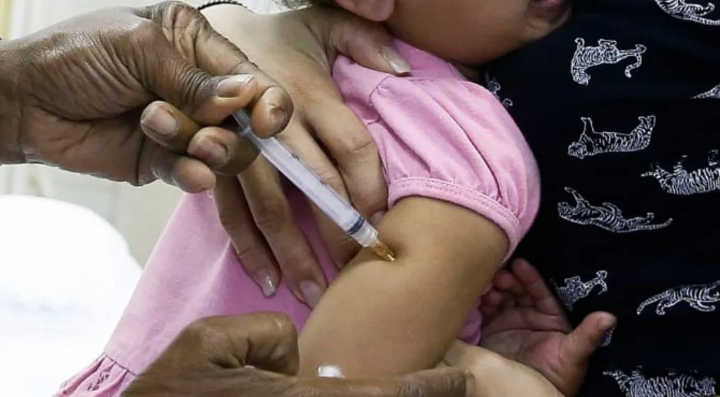 Levantamento revela que apenas 36% das crianças do Rio receberam todas as vacinas previstas para este ano