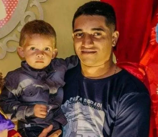 “PAI” MATA FILHO DE 3 ANOS A FACADAS E TRANSMITE ATO POR VIDEO CHAMADA PARA EX