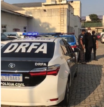 Homem é preso na zona oeste  12 anos após matar o pai durante uma briga