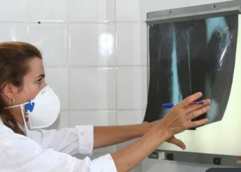 Fiocruz vai testar eficácia da vacina contra tuberculose para covid-19