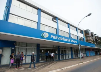 Agências do INSS retomam atendimento presencial na segunda-feira