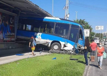 ATUALIZANDO!! GRAVE ACIDENTE COM BRT NA BARRA DA TIJUCA