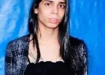 POLÍCIA PRENDE TRAVESTI NO RJ QUE EXTORQUIA HOMEM CASADO EM ENCONTROS MARCADOS NO TINDER
