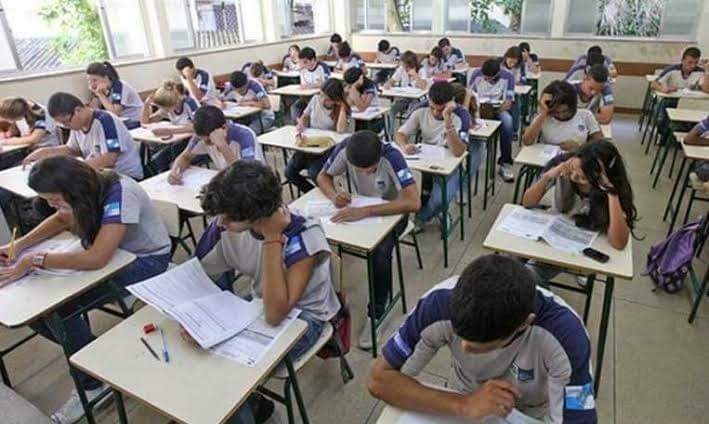 URGENTE JUSTIÇA LIBERA VOLTA ÀS AULAS DE ESCOLAS PARTICULARES NESTA SEGUNDA (14)