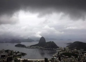 CHUVAS FORTES AMANHÃ? VEJA A PREVISÃO DO TEMPO