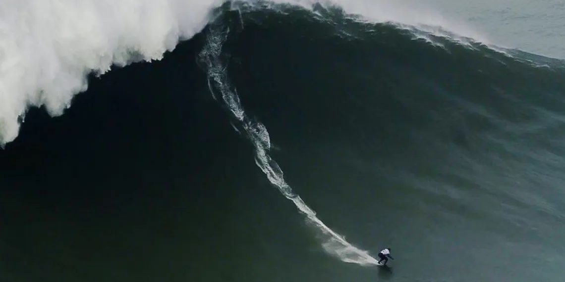Maya Gabeira quebra recorde de maior onda já surfada por uma mulher