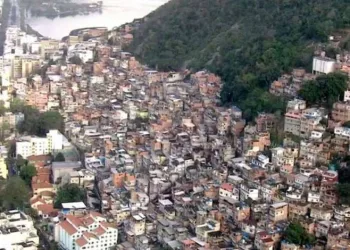 Apontados como autores de estupro coletivo no Morro do Cantagalo são identificados