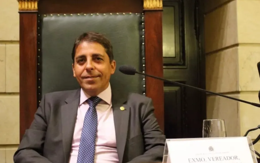 Vereador Zico bacana é baleado na Zona Oeste