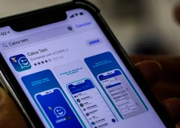 Caixa credita R$ 1,3 bi de auxílio para nascidos em novembro