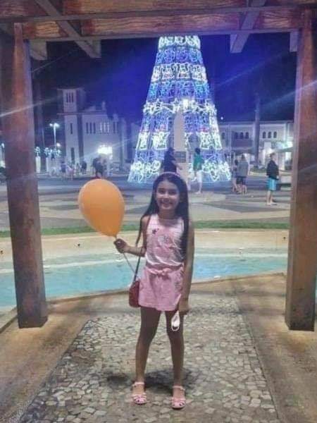 MENINA MORRE ELETROCUTADA POR ENFEITE DE NATAL