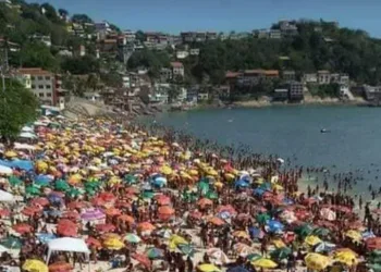 UFRJ ALERTA PARA EXPLOSÃO DE CORONAVÍRUS E PEDEM FECHAMENTO DE PRAIAS E SUSPENSÃO DE EVENTO
