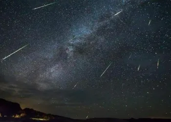 SAIBA COMO OBSERVAR A CHUVA DE METEOROS DESTA MADRUGADA