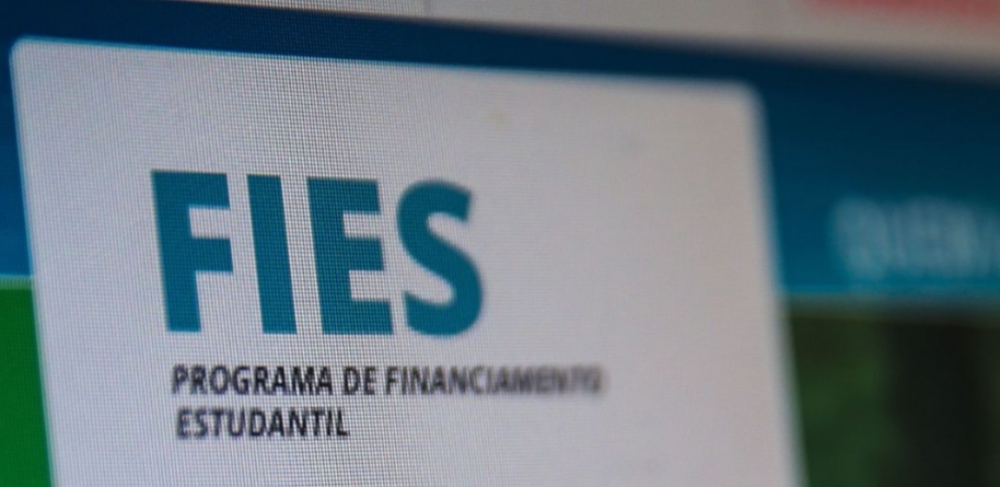 Fies oferecerá 93 mil vagas para financiamento estudantil em 2021