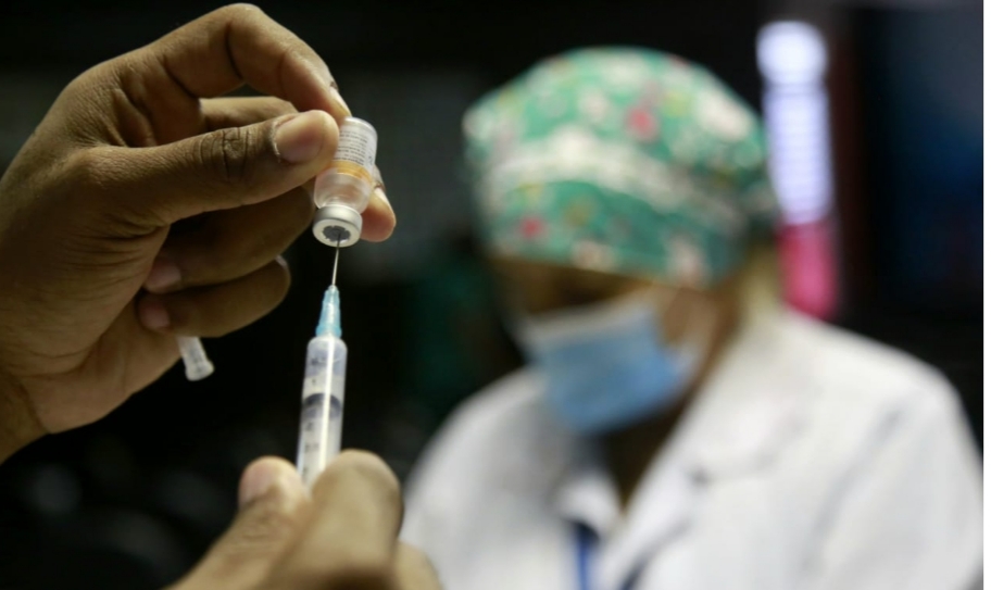 Começa na próxima segunda-feira vacinação escalonada de idosos