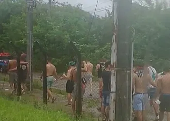 Polícia Militar e Seop encerram festa de música eletrônica em Ilha de Guaratiba