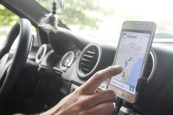 PARA TAPAR CONTAS E BURACOS, RIO QUER TAXAR UBER