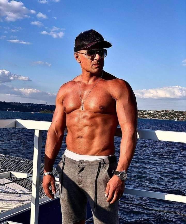 Personal de famosos morre após se recuperar de covid-19