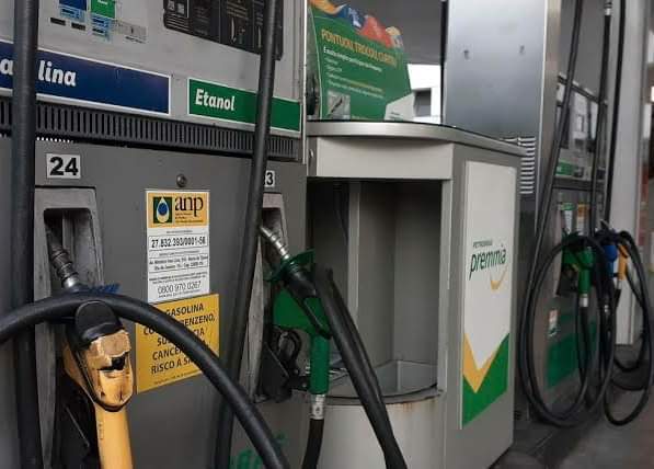 PETROBRAS ANUNCIA REDUÇÃO NOS PREÇOS DA GASOLINA E DO DIESEL