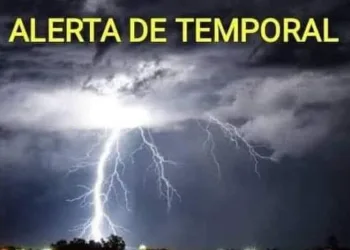 RIO TEM PREVISÃO DE PANCADAS DE CHUVA, RAIOS E VENTOS FORTES DE ATÉ 76 ĶM/H PARA HOJE
