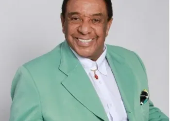MORRE DE COVID O CANTOR AGNALDO TIMÓTEO