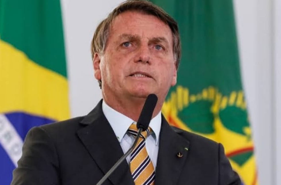 Em uma semana, Bolsonaro sofre 30 pedidos de impeachment