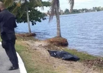 MULHER É ESTUPRADA ATÉ A MORTE E JOGADA EM LAGO NO RJ