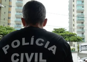 Polícia faz operação contra lavagem de dinheiro do tráfico na zona oeste