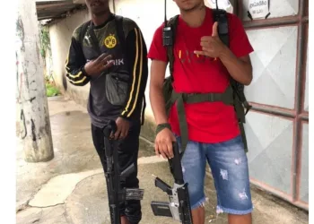 TRAFICANTES TIRAM SELFIE DE MANHÃ E A NOITE MORREM NO RJ
