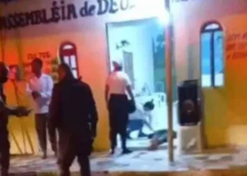 HOMEM É EXECUTADO DENTRO DA IGREJA DURANTE O CULTO NO RJ