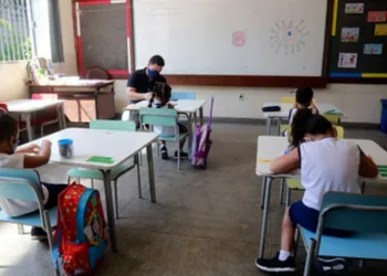 Mais escolas municipais retomam esta semana o ensino presencial. Confira a lista