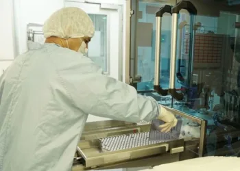Fiocruz entrega 500 mil doses a mais que a previsão semanal
