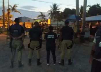 Prefeitura do Rio interrompe festa clandestina com aproximadamente 500 pessoas em Campo Grande