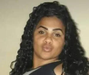 Mulher é executada com mais de 10 tiros no RJ