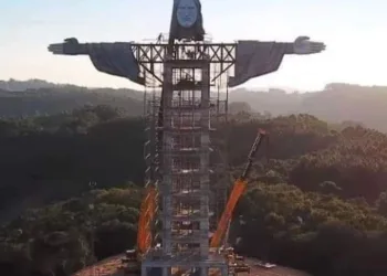 ESTÁTUA DE CRISTO NO RIO GRANDE DO SUL SUPERA A DO RIO E VIRA A MAIOR DO BRASIL