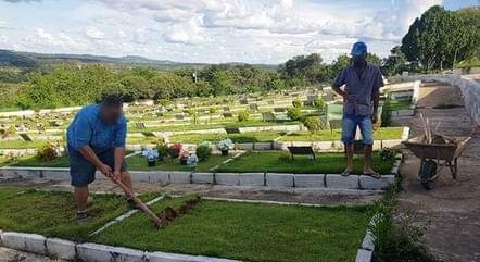 COVEIROS ENTERRAM CAIXÕES VAZIOS PARA PRESERVAR SEPULTURAS, DIZ MP
