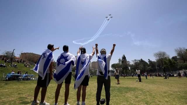 ISRAEL ANUNCIA FIM DE USO DE MASCARA OBRIGATORIA EM AMBIENTES ABERTOS APÓS VACINAR 61% DA POPULAÇÃO