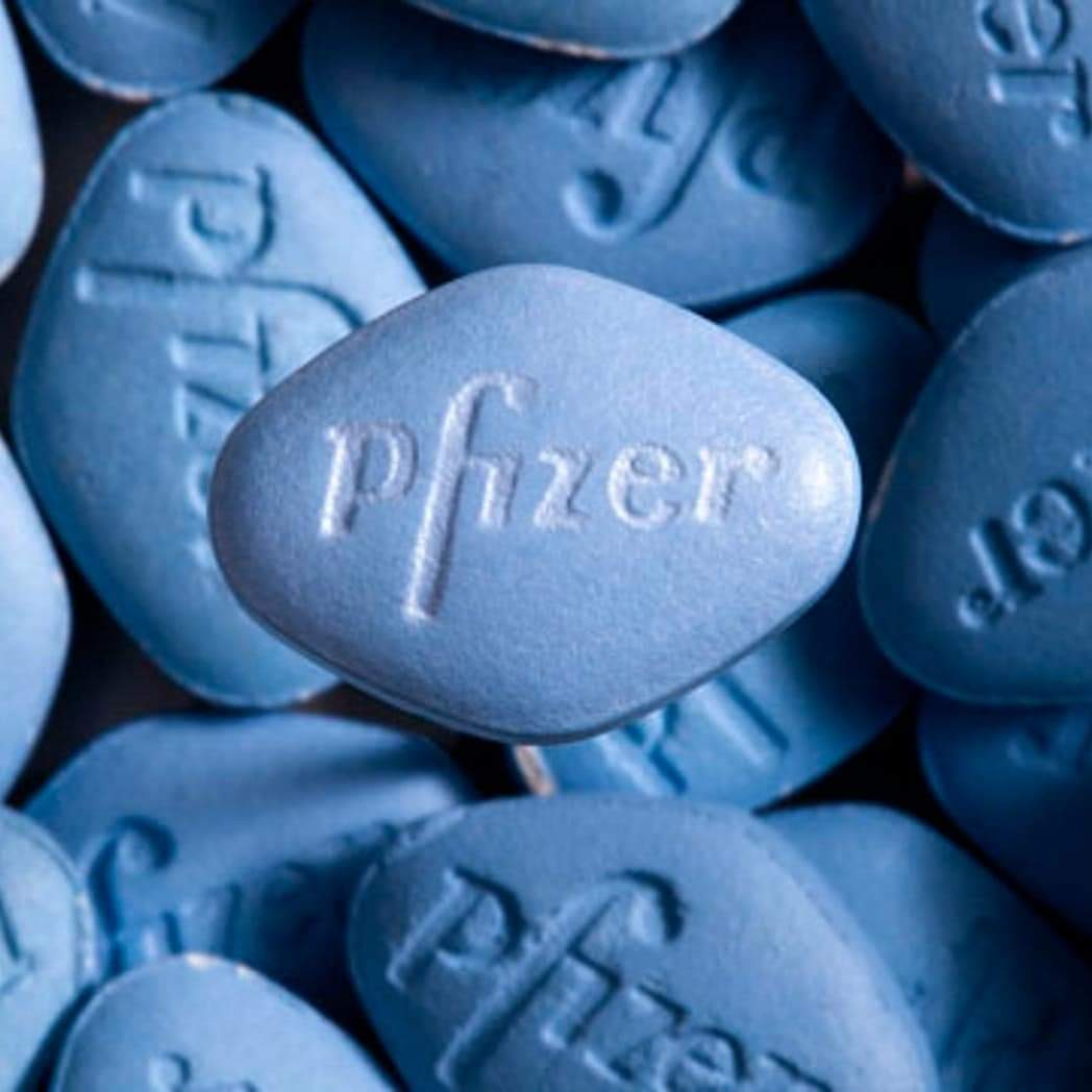 FABRICANTE DE VACINAS E MEDICAMENTOS PREPARA PÍLULA CONTRA A COVID-19.