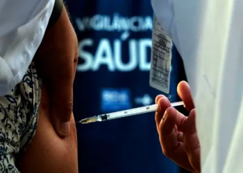 Prefeitura divulga novo calendário da segunda dose de Coronavac