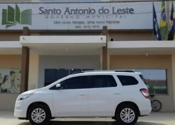 Motorista vai a prostíbulo e atrasa entrega de vacinas da covid