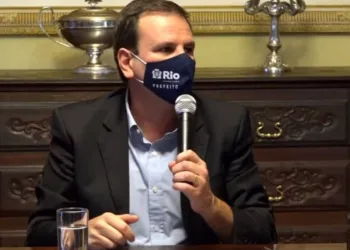 Prefeito do Rio anuncia decreto para liberar realização de eventos na cidade
