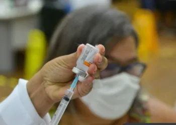 Estado do Rio conclui remessa de CoronaVac para segunda dose