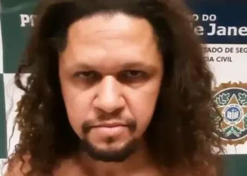 HOMEM É PRESO POR ESTUPRAR E FILMAR CRIANÇAS EM FAVELA DO RIO