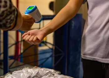 Ensino híbrido vai ser retomado em 41 cidades nesta segunda, dia 14