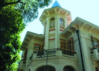 Prefeitura reabre três centros culturais com protocolos de segurança e atrações ao ar livre