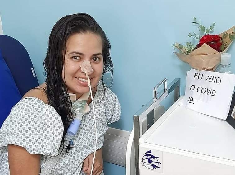 MULHER DE 33 ANOS VENCE A COVID APÓS MÉDICOS AVALIAREM 5% DE CHANCE DE SOBREVIVER : ‘ MUITA FÉ ‘