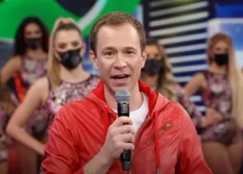 TV Globo antecipa saída de Faustão e Tiago Leifert assume o ‘Domingão’ antes da estreia de novo programa com Luciano Huck
