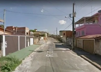 Marido tenta esfaquear esposa após ela se negar a fritar torresmo
