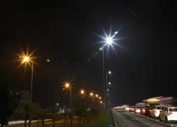 Programa Luz Maravilha bate a marca de 100 mil lâmpadas de LED instaladas nas ruas do Rio