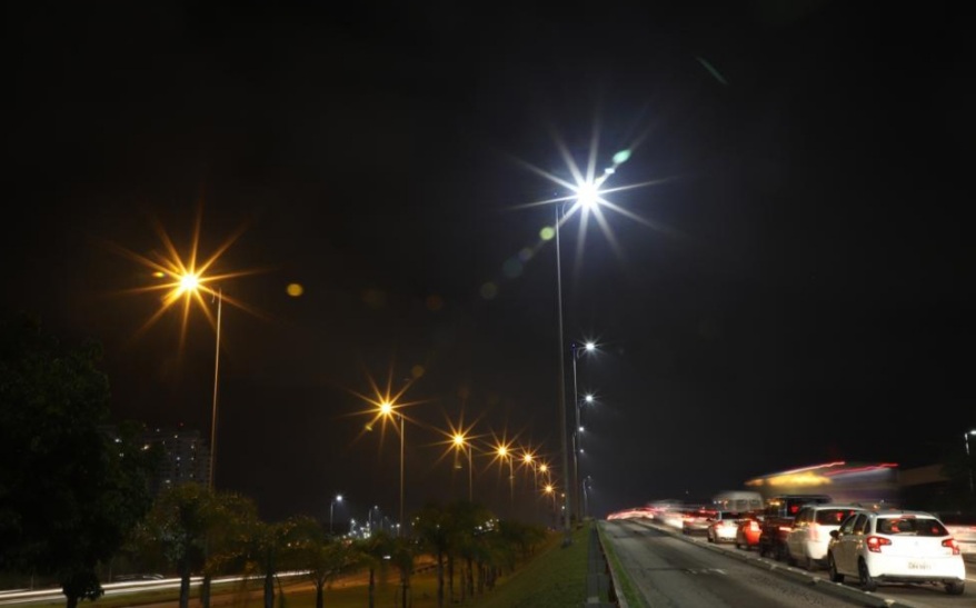Programa Luz Maravilha bate a marca de 100 mil lâmpadas de LED instaladas nas ruas do Rio