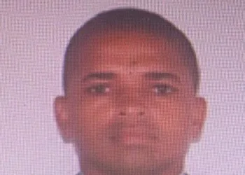 PM MORRE APÓS CRIMINOSOS DISPARAREM 60 TIROS !!